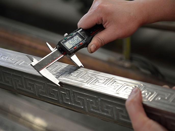 304不銹鋼管材廠家質(zhì)檢