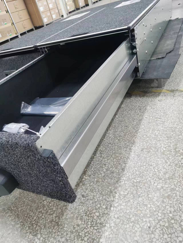 機械設備用不銹鋼管之不銹鋼滑軌