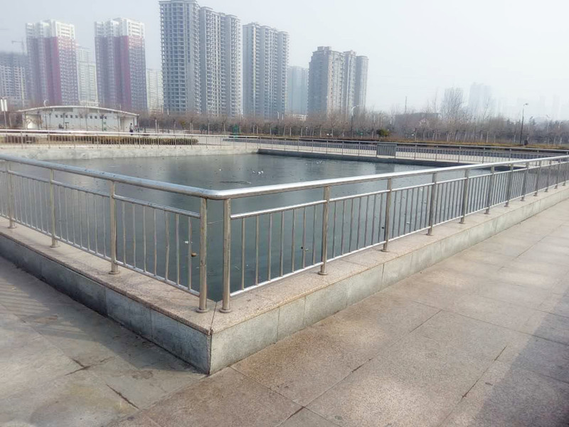 工程用不銹鋼管.jpg 工程用不銹鋼管.jpg