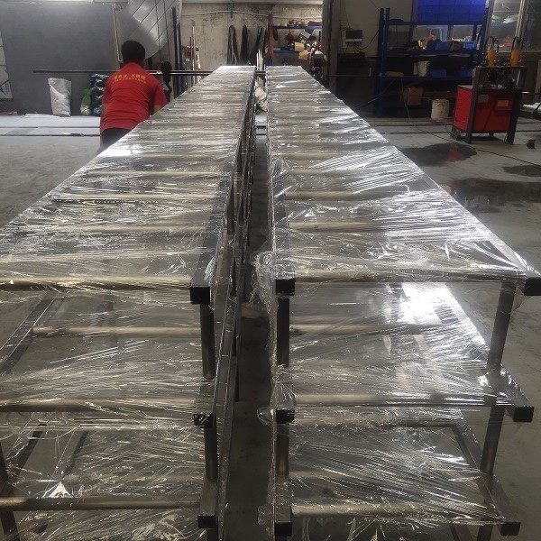 不銹鋼爬梯 不銹鋼爬梯