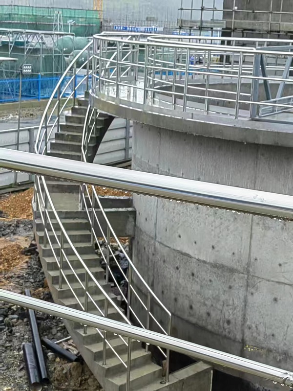 不銹鋼護(hù)欄工程 不銹鋼護(hù)欄工程