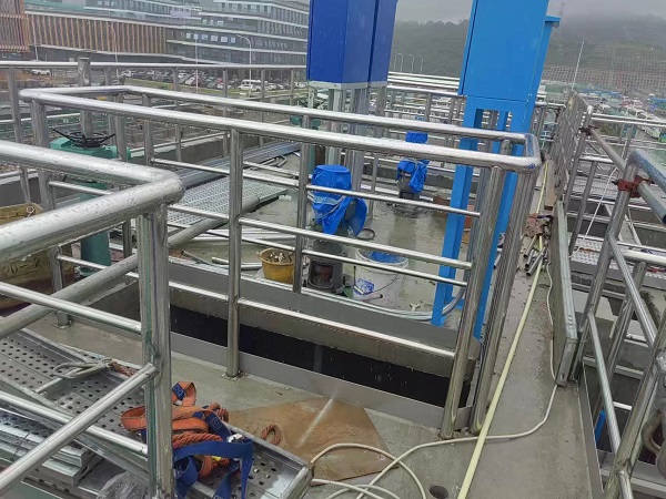 不銹鋼防護(hù)欄工程 不銹鋼防護(hù)欄工程