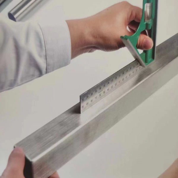 304不銹鋼拉絲方管 304不銹鋼拉絲方管